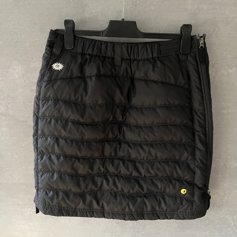 Down Filled Skhoop Down Short Black Skirt
